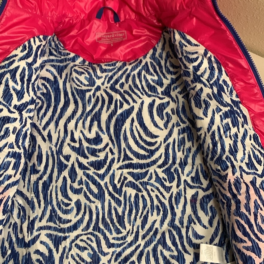Vineyard Vines Bright Pink Quilted Sleeveless Vest Women’s Size Small Nylon - Picture 6 of 8